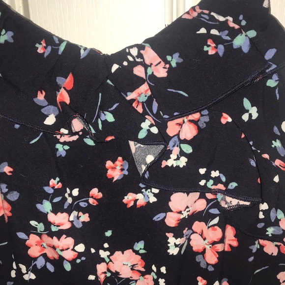 Romper - Picture 4 of 4